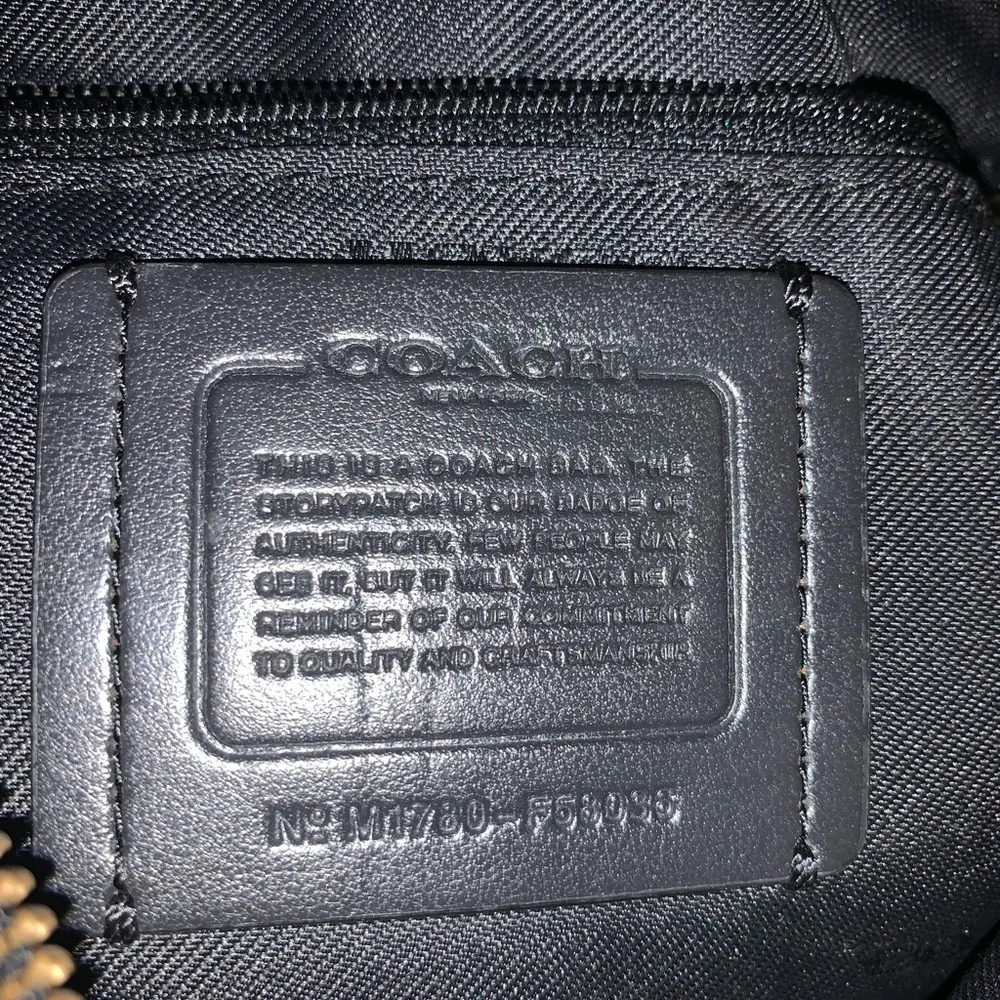 Coach Bag - Picture 4 of 11